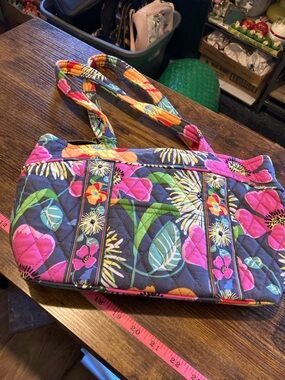 Vera Bradley little Mandy Jazzy blooms bag